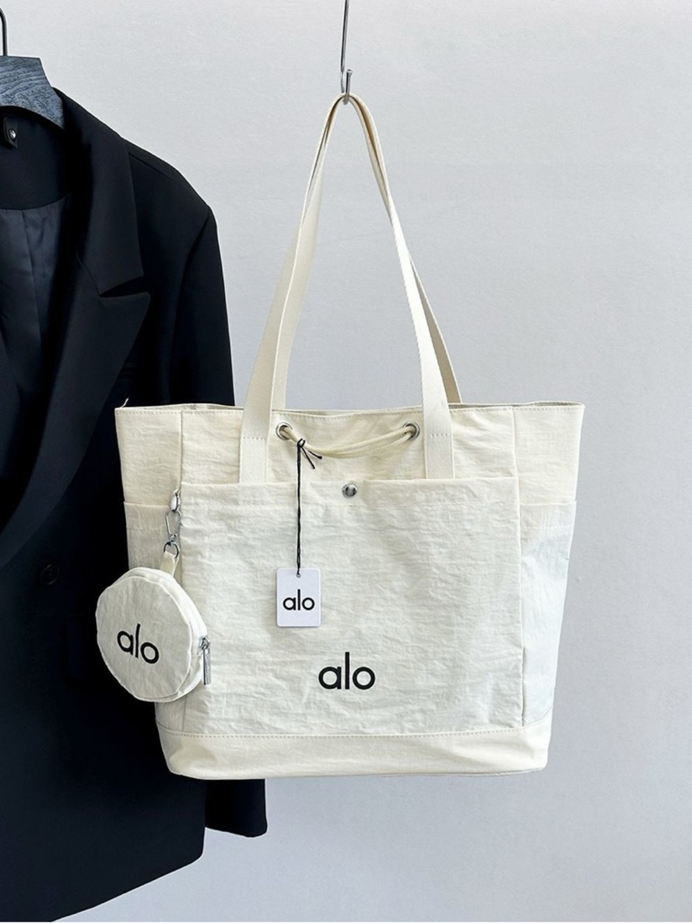 ALO Yoga Cream Canvas Tote with Detachable Round Pouch - Picture 2 of 2